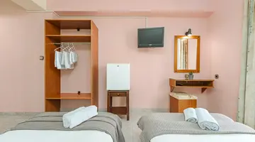 Aura Hotel