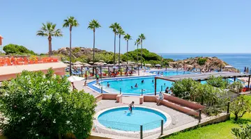 Auramar Beach Resort