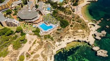 Auramar Beach Resort