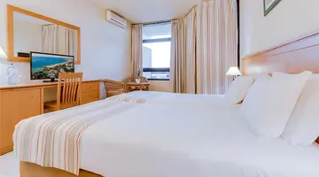 Auramar Beach Resort