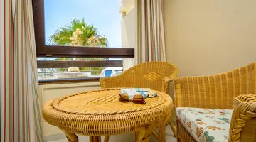 Auramar Beach Resort
