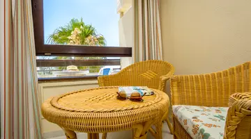 Auramar Beach Resort