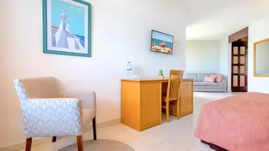 Auramar Beach Resort