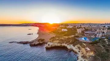 Auramar Beach Resort