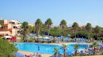 Auramar Beach Resort