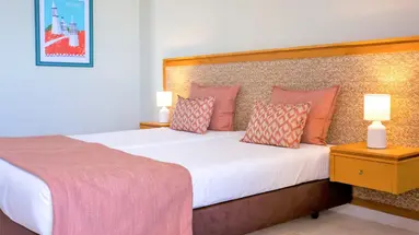 Auramar Beach Resort