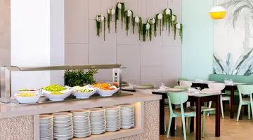 Auramar Beach Resort
