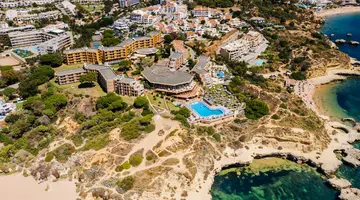 Auramar Beach Resort