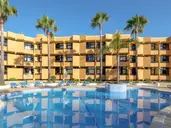 Auramar Beach Resort