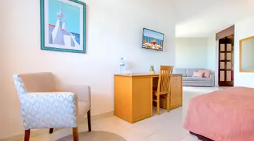 Auramar Beach Resort
