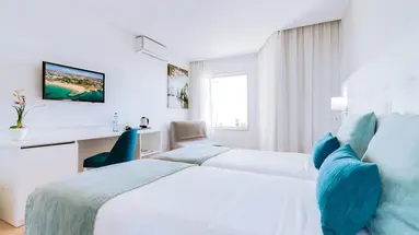 Auramar Beach Resort