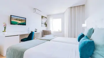 Auramar Beach Resort