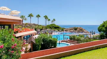 Auramar Beach Resort