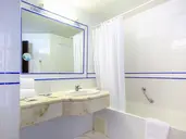 Auramar Beach Resort