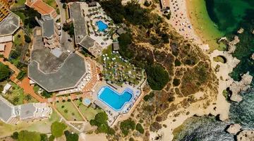 Auramar Beach Resort