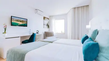 Auramar Beach Resort