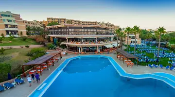 Auramar Beach Resort
