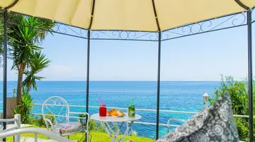 Aurora Beach Hotel