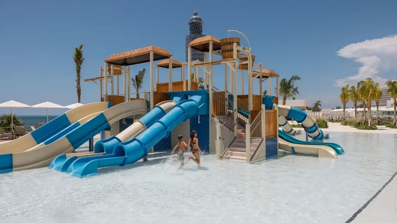 Ava Resort Cancun