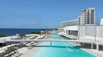 Ava Resort Cancun