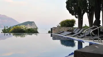Avala Resort & Villas