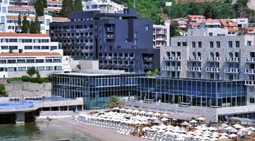 AVALA RESORT & VILLAS HOTEL