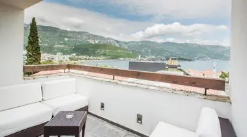 AVALA RESORT & VILLAS HOTEL