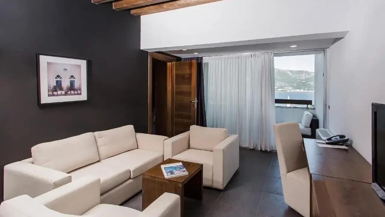 AVALA RESORT & VILLAS HOTEL