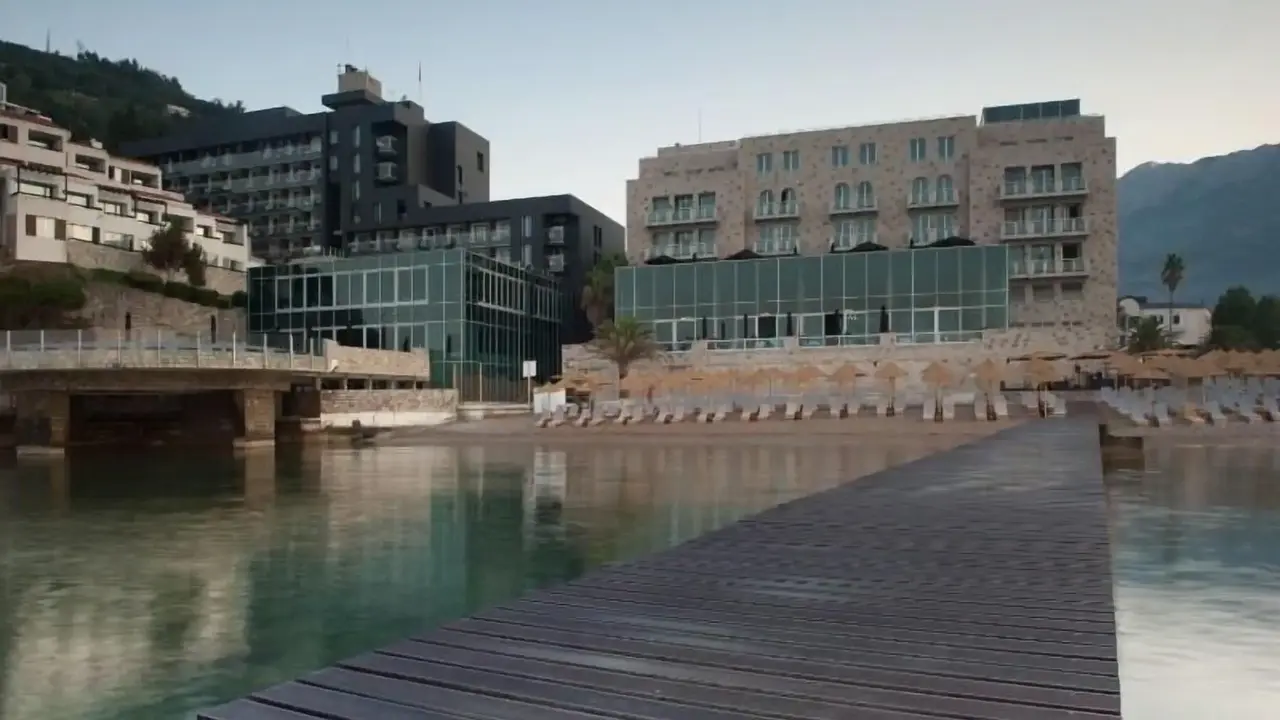 AVALA RESORT & VILLAS HOTEL