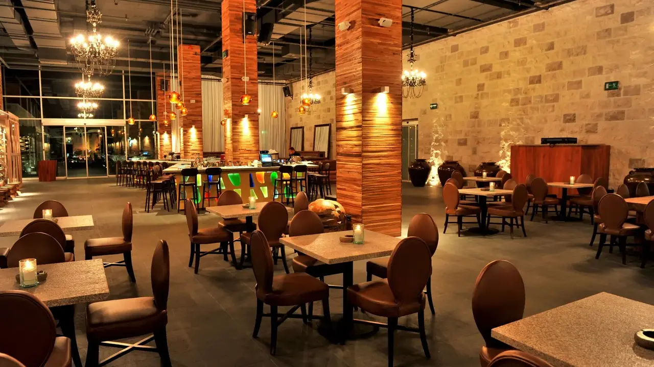 AVALA RESORT & VILLAS HOTEL