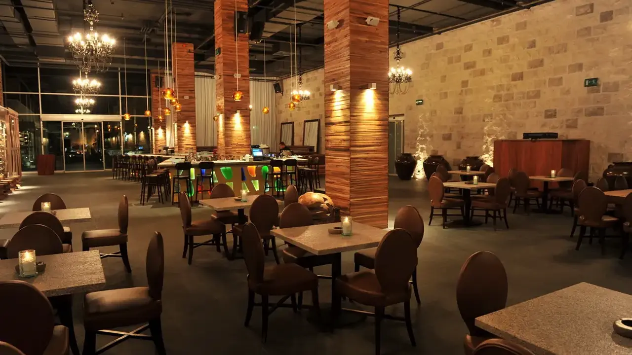 AVALA RESORT & VILLAS HOTEL