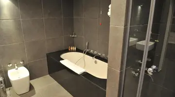 AVALA RESORT & VILLAS HOTEL