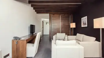 AVALA RESORT & VILLAS HOTEL