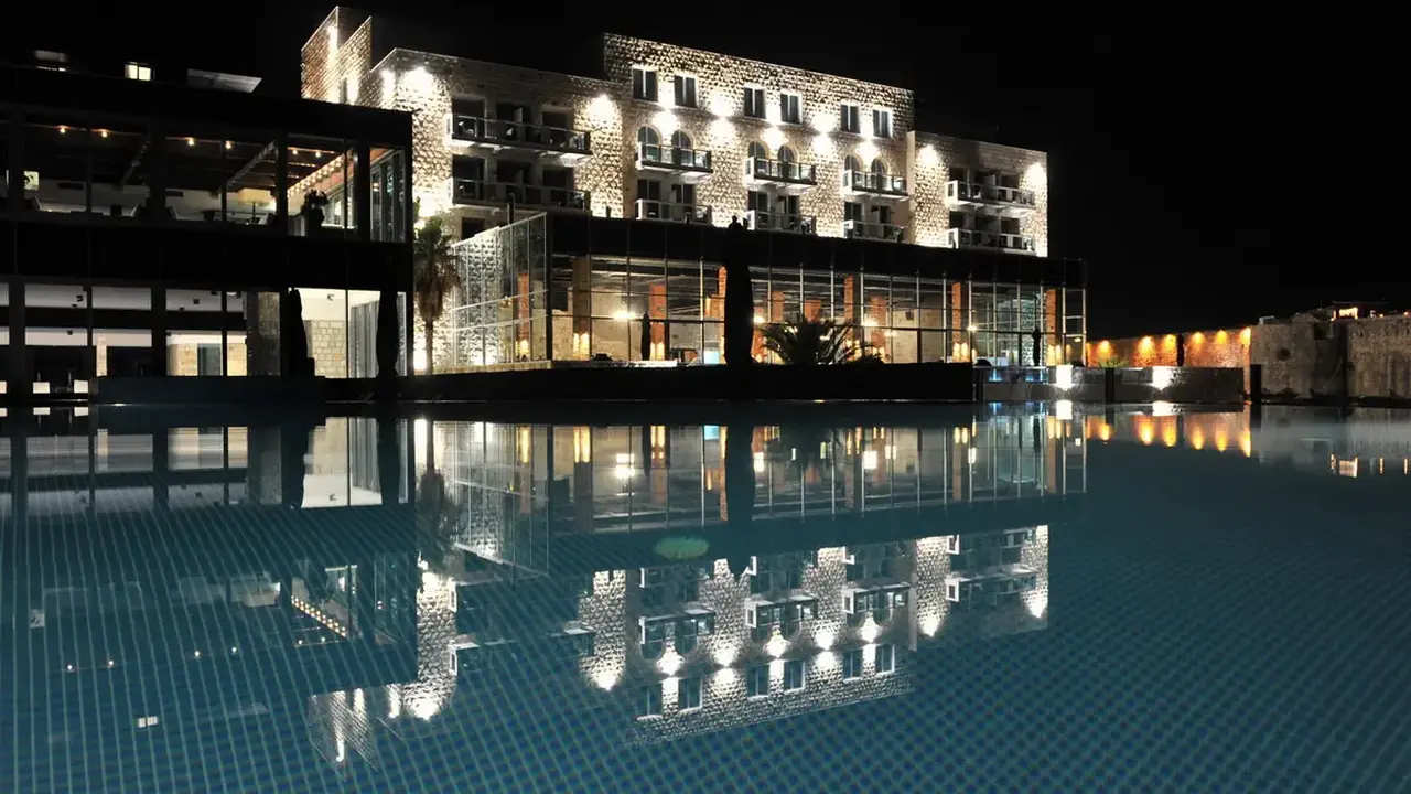AVALA RESORT & VILLAS HOTEL