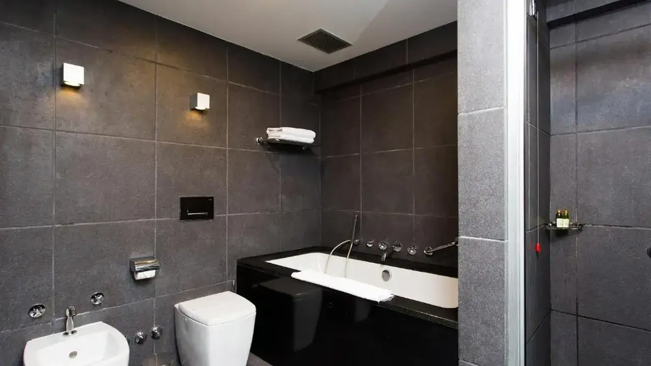AVALA RESORT & VILLAS HOTEL