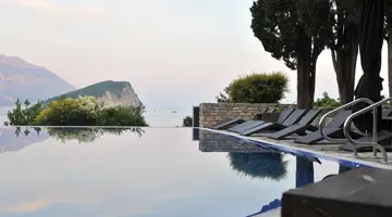 Avala Resort & Villas