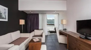Avala Resort & Villas