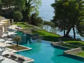 Avali, Mar-Bella Collection
