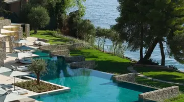 Avali, Mar-Bella Collection