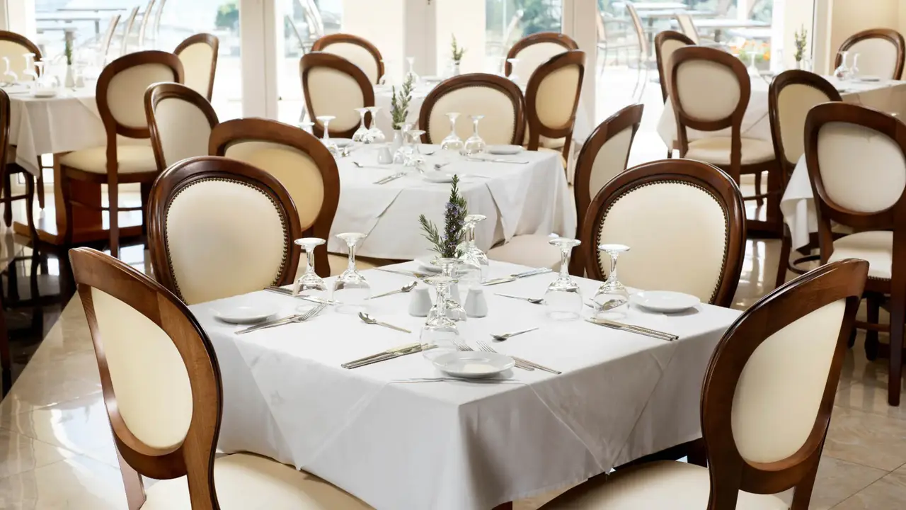 AVALON HOTEL (Adults Only)