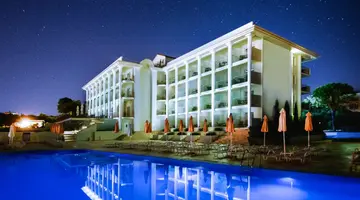 AVALON HOTEL (Adults Only)