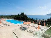 Avalon Palace Hotel