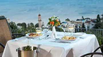 Avalon Palace Hotel