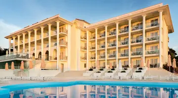 Avalon Palace Hotel