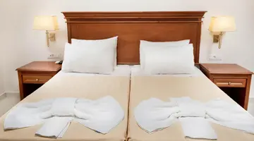 Avalon Palace Hotel