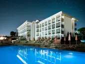 Avalon Palace Hotel