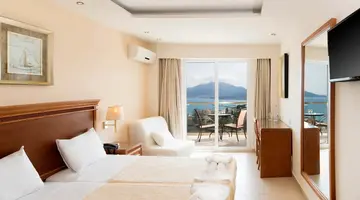 Avalon Palace Hotel