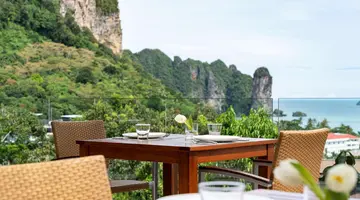 Avani Ao Nang Cliff Krabi Resort