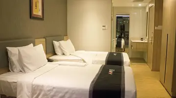 Avanti Hotel