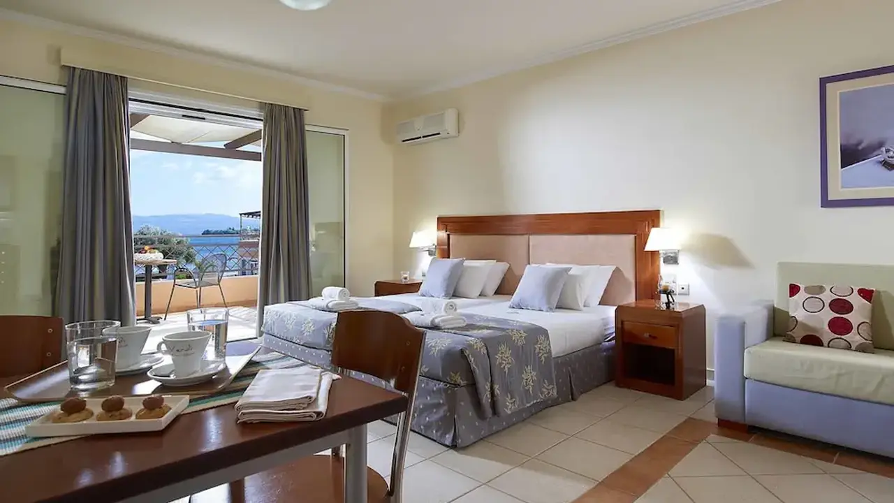 Avantis Suites Hotel